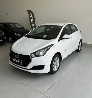 HYUNDAI HB20 1.6 COMFORT PLUS 16V FLEX 4P AUTOMÁTICO HYUNDAI HB20 1.6 COMFORT PLUS 16V FLEX 4P AUTOMÁTICO